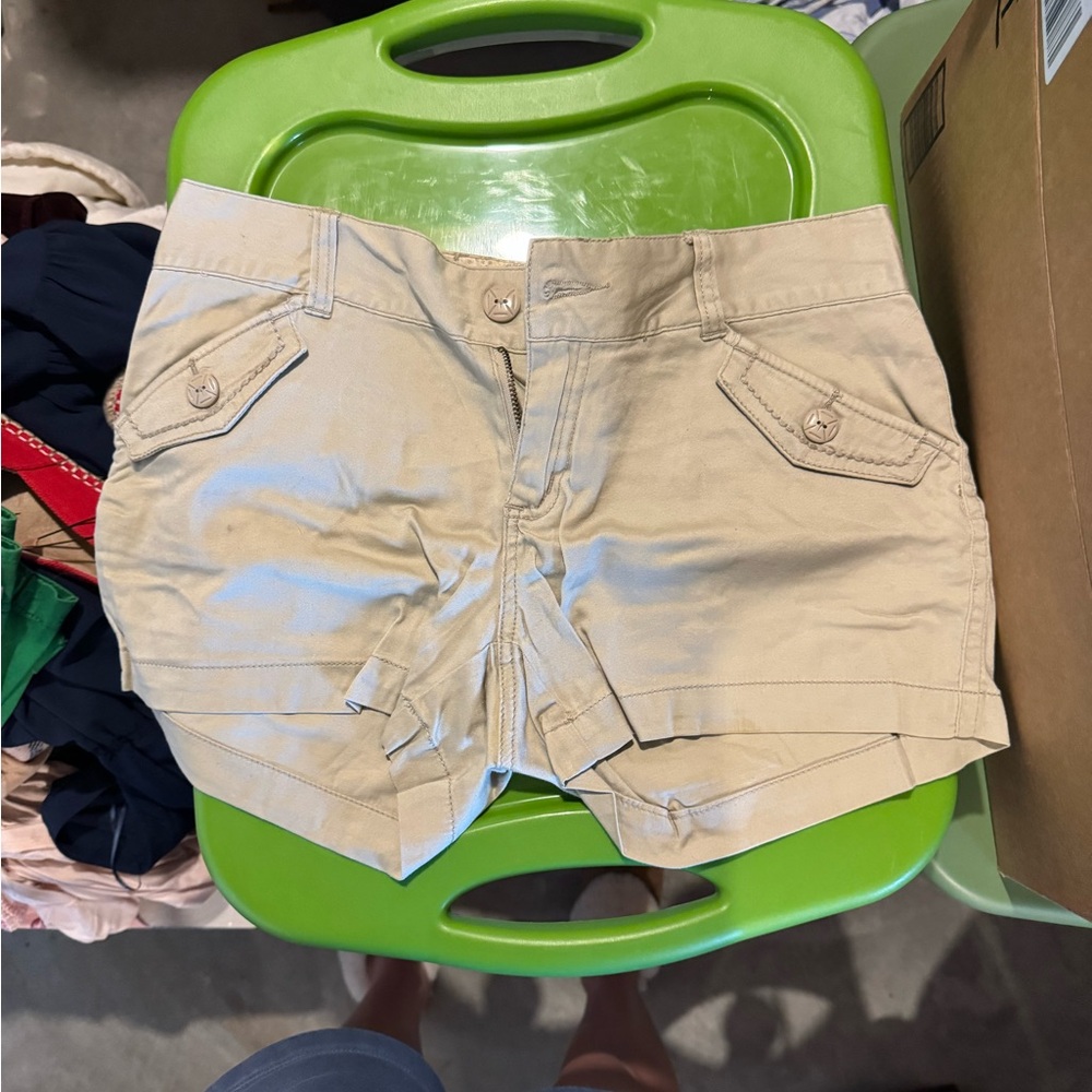 BKE Lightweight Light Tan Shorts